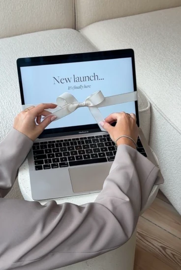 Beauty social media marketing slide 5