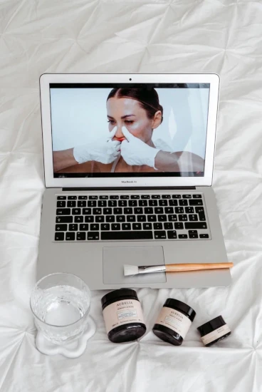 Beauty social media marketing slide 7