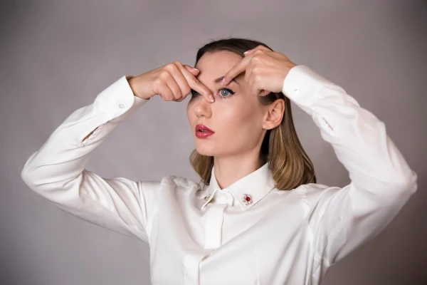 esercizi palpebre cadenti