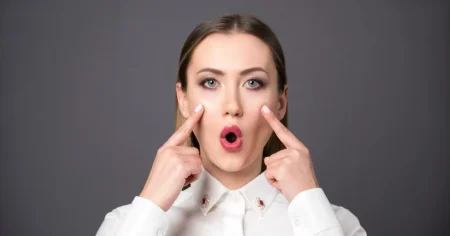 Yoga Facciale: Benefici e Formazione Professionale 1 Yoga facciale